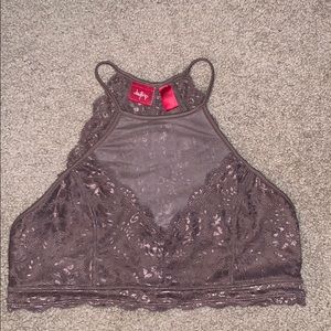 XL BUCKLE BRALETTE